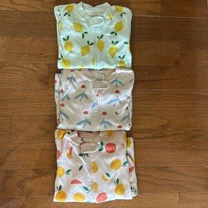 Hanna Andersson 2T footed sleepers - LOT DEAL